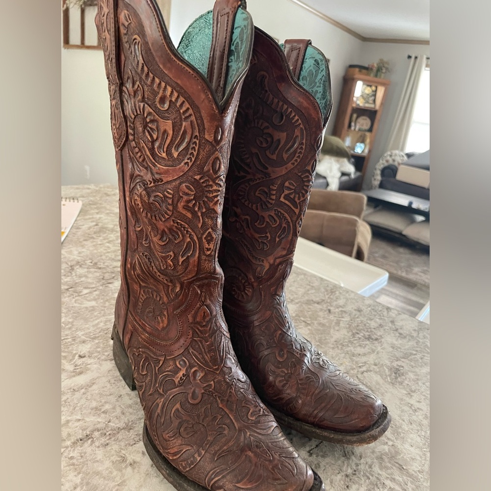 Women’s corral tooled leather boots
